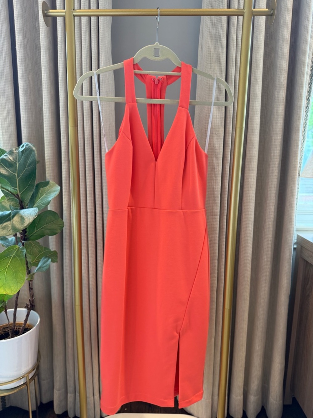 LIKE NEW Lulu's Coral Sleeveless V-Neck Midi Dress